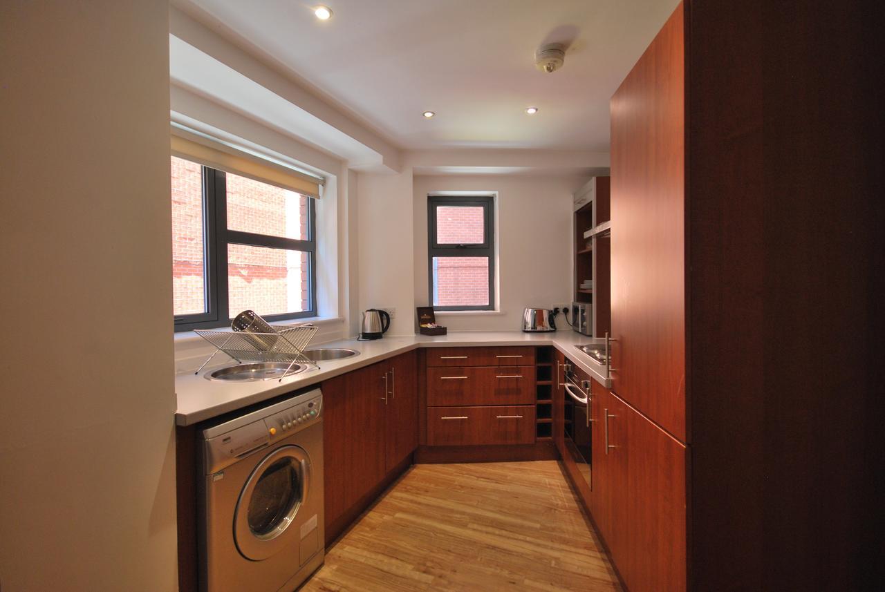 Atana Apartments Manchester Exterior foto