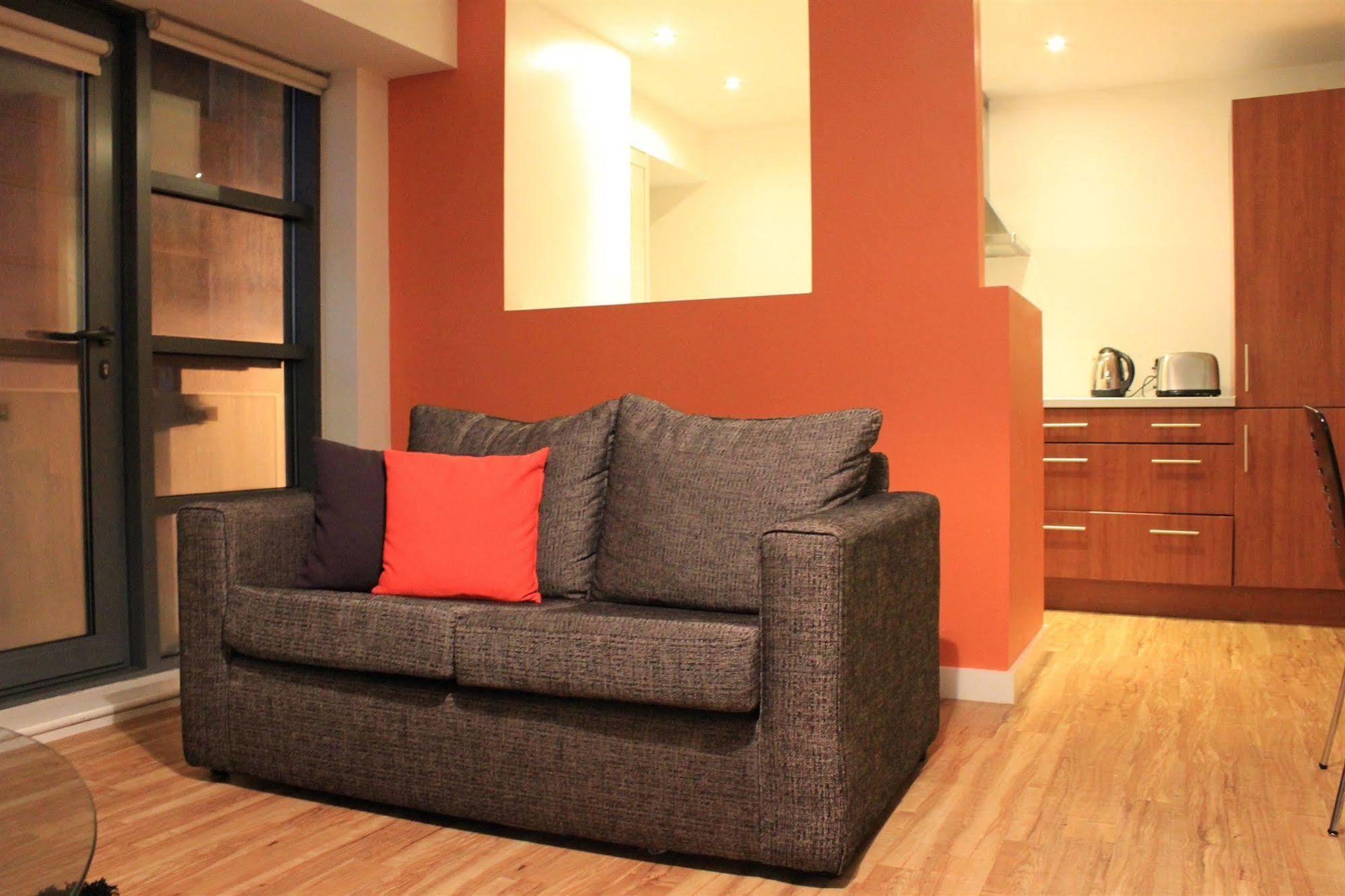 Atana Apartments Manchester Exterior foto